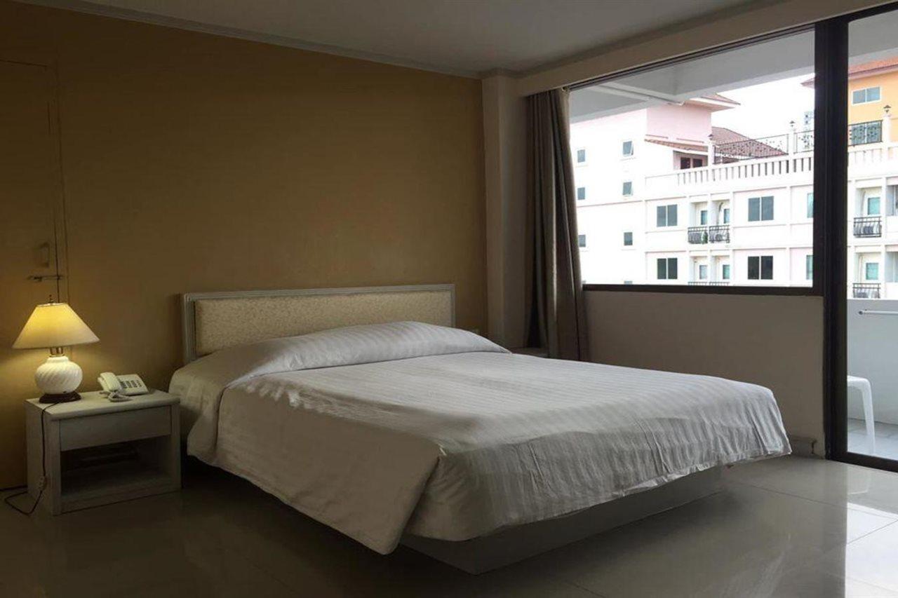 Jomtien Longstay Hotel - Sha Plus Certified Экстерьер фото