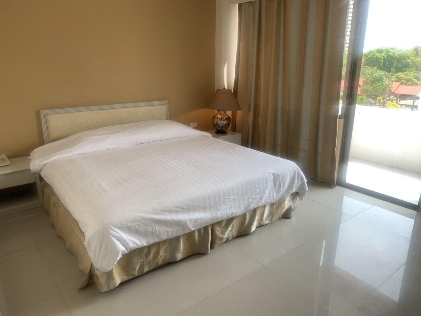 Jomtien Longstay Hotel - Sha Plus Certified Экстерьер фото