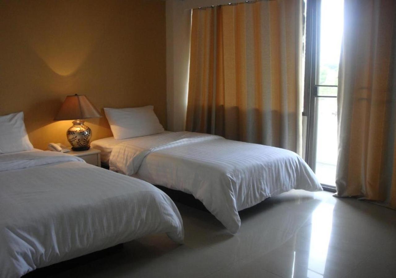 Jomtien Longstay Hotel - Sha Plus Certified Экстерьер фото